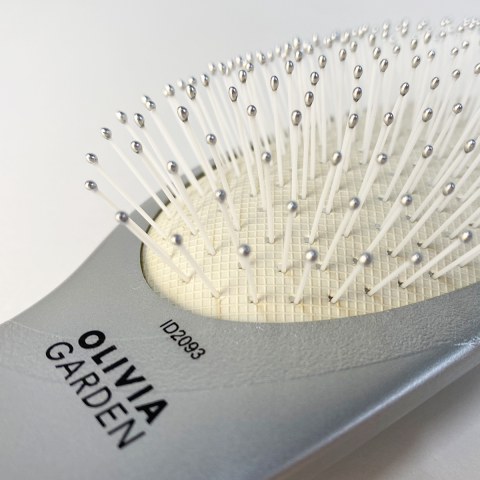 Olivia Garden - Curve Nylon Bristles - Silver